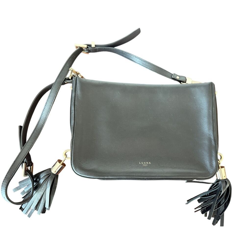 Chic Luana Black Leather Crossbody Bag with Tassels